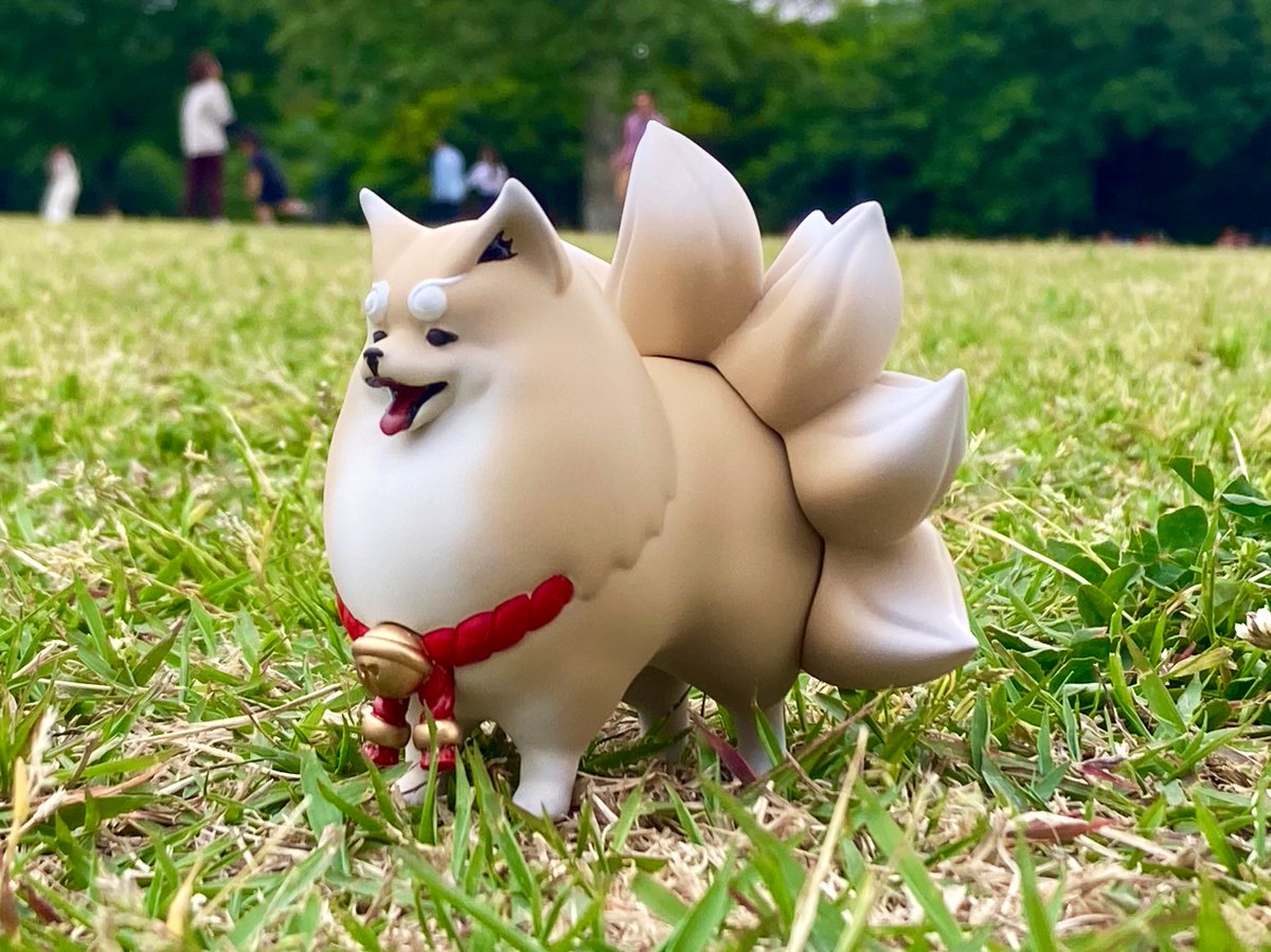mrt_polyester's tweet image. 伝説の妖怪「九尾の狐」。
その正体は🦊ではなく
ポメラニアンだった!🐶
ということで、
「妖犬 ポメキュウビ」
9本の尻尾をぶんぶん振り回して
元気にお散歩します
#ポメラニアン #妖怪
#ワンフェス
#ワンフェス2025冬
#ワンフェス2025w