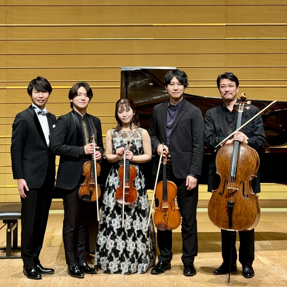 SirokumaCorp's tweet photo. 無伴奏と室内楽シリーズ「思索と幻想Vol.2」終演しました。
J.S.Bachから大槻桃斗、飯野和英両氏の新作初演まで、無伴奏からピアノ五重奏まで、多彩なプログラムと編成でお届けしました。
ご来場ありがとうございました🤍
Vol.3もお楽しみに❕

2025.2.2 ヤマハホール https://t.co/1OzrGccHvn