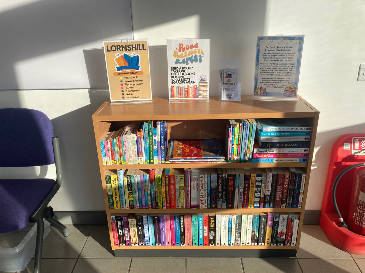 Our Family Lending Library is now open in reception🎉 Thanks to Ruth <a href="/GuidReadsAlva/">Guid Reads (Ruth Galloway)</a> for all her support with this project, donations &amp; 'cutting the ribbon'. We hope our families enjoy browsing &amp; borrowing from the bookcase <a href="/Lornshill/">Lornshill Academy</a> #ReadingSchoolsLornshill
<a href="/scottishbktrust/">Scottish Book Trust</a>