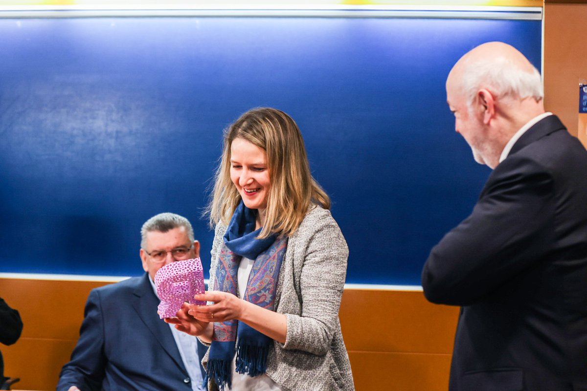 Mònica Martínez Bravo tweet media