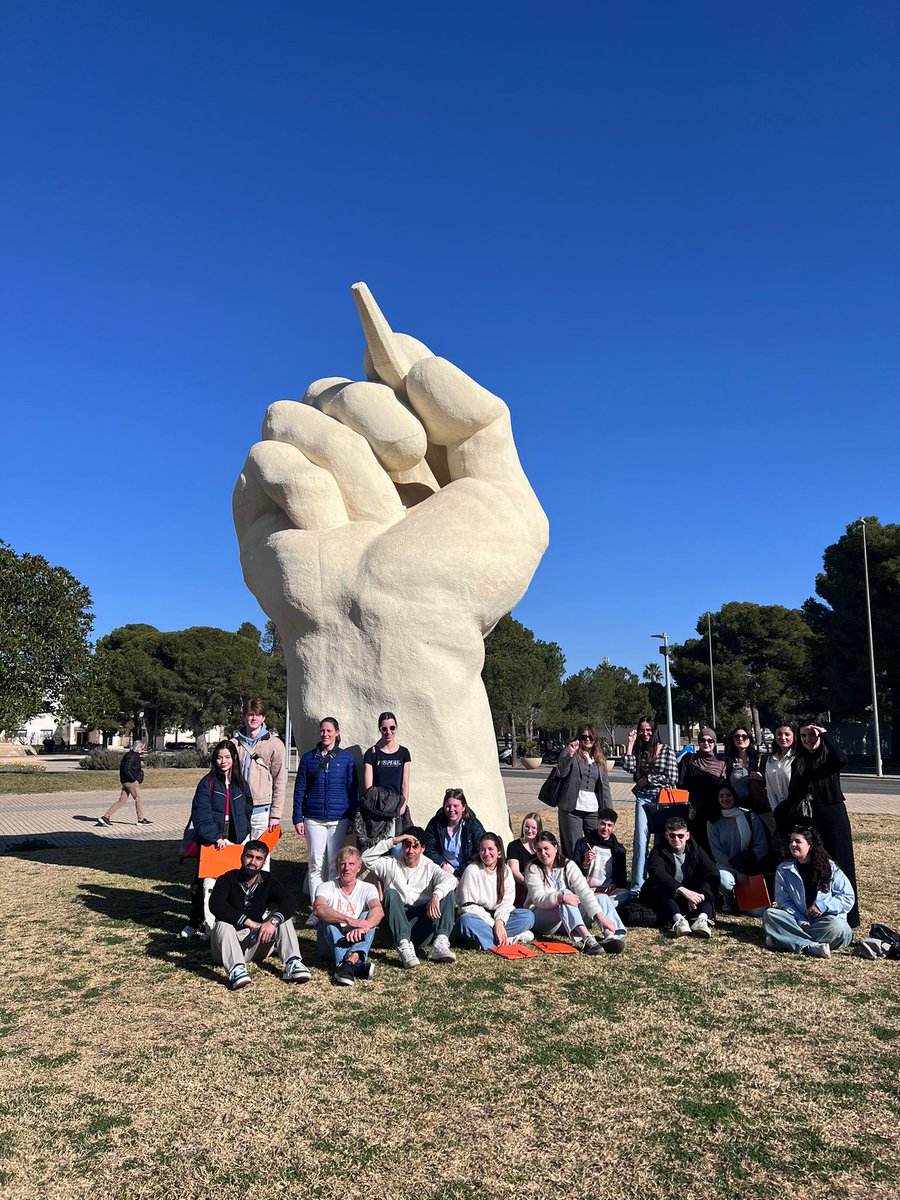 ✍️👩‍🎓Esta semana hemos tenido la visita de estudiantado de la Universidad Hogent de Gante, acompañad@s por el profesor Johan Trypsteen. 
🌏¡Esperamos que hayan disfrutado de esta experiencia internacional en #Alicante!
<a href="/Hogeschool_Gent/">HOGENT</a>