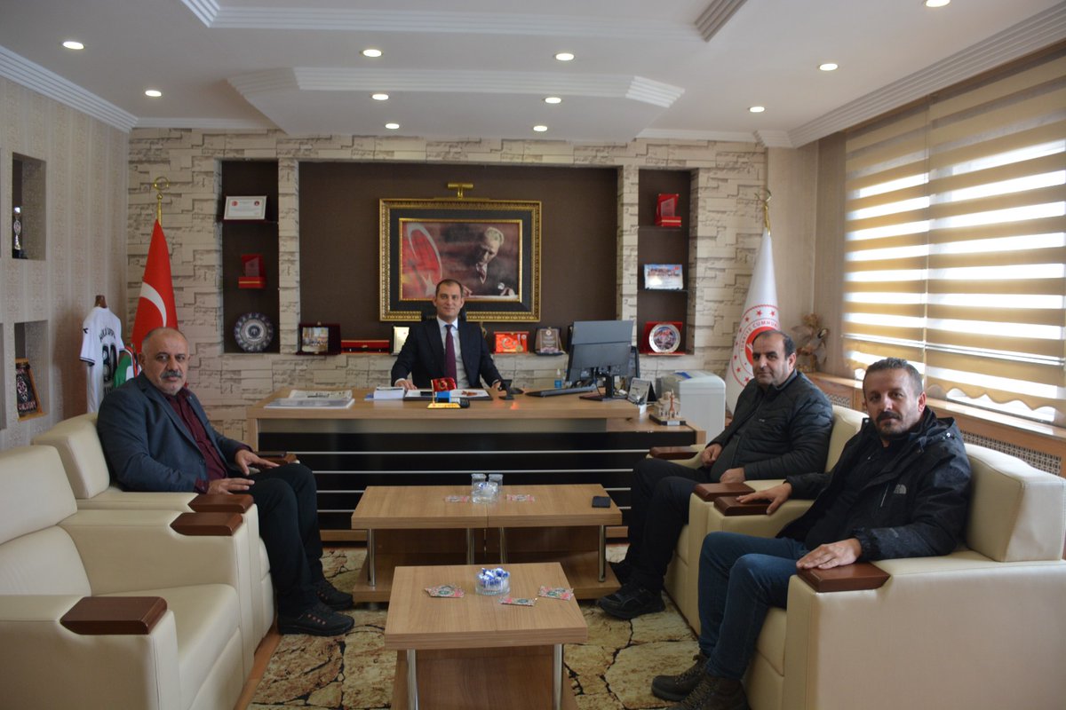 Gazetemizden Başsavcı Ünlüsoy'a ziyaret
hakkariilsesigazetesi.com/gazetemizden-b…