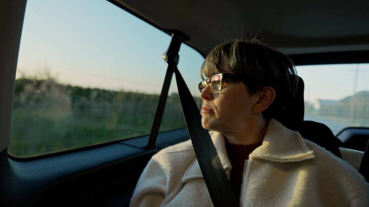 RTVECatalunya's tweet image. 🚙 Avui, a #EnRouter, Thais Villas visita el #Segrià per descobrir com la tecnologia digital permet realitzar gairebé qualsevol cosa a distància!

🗓️A les 10:30h a @La1_tve i a RTVE Play Catalunya
🔗 rtve.es/v/16258505/