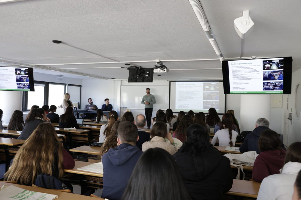 Turisme i Direcció Hotelera UAB tweet media