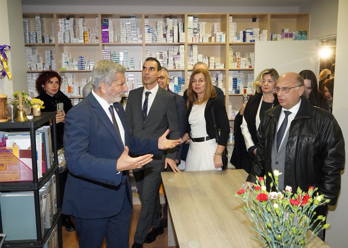 isathens's tweet photo. 13 χρόνια λειτουργίας συμπληρώνει το Ιατρείο Κοινωνικής Αποστολής &amp; Αλληλεγγύης του ΙΣΑ που εγκαινίασε τα νέα του γραφεία
https://t.co/bpy264egLV https://t.co/1qzCpv0hMu