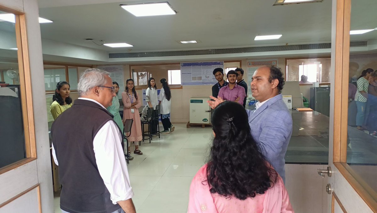 Poona College of Pharmacy Department of Pharmaceutical Biotechnology, organized a guest lecture on “Recent Trends in Vaccine Development using new technologies: CRISPR Cas-9 and LAMP”

It was very inspiring and insightful session! Thank you very much Dr. S. S. Nandi Sir.