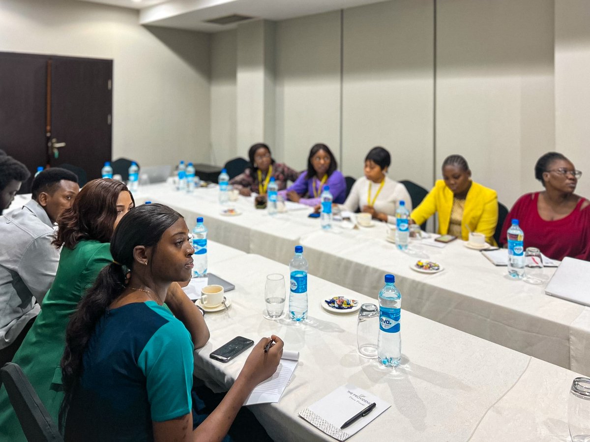 GET_invest's tweet photo. Our 2nd Credit Risk Management training for solar #PAYGo companies took place in Lagos this week 🇳🇬 For 7 months, Nigerian companies will receive support to strengthen their portfolios &amp; bolster their access to finance journeys. More on our #CRM work ➡️ https://t.co/XoaTrbh26l https://t.co/PkS2b2gx7j