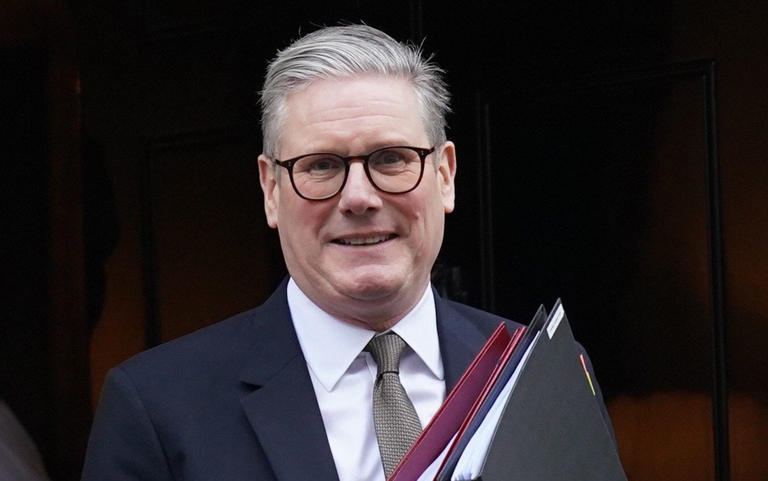 Marks &amp; Spencer has backed Sir Keir PMs bid for closer ties with EU to end years of “Brexit bureaucracy” 
Nick Thomas-Symonds [European Relations]said new deals were coming on security, defence, food standards &amp; energy with EU.“Time for pragmatism is now”
msn.com/en-gb/news/ukn…?