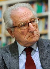 Se n’è andato Aldo Tortorella, un uomo meraviglioso, per coerenza, per cultura, per intelligenza e per simpatia. Ci direbbe: non rimpiangere e guarda avanti!