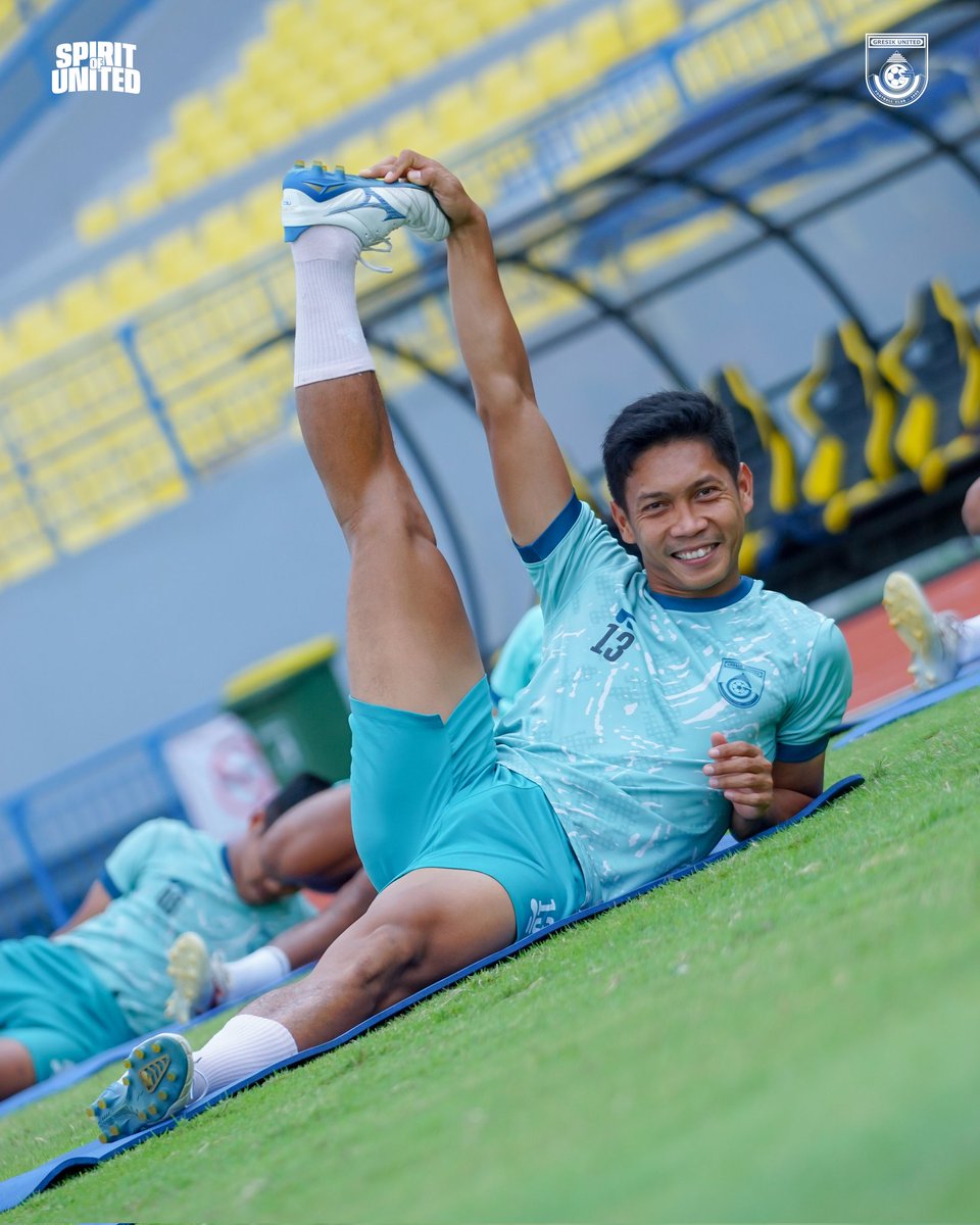 gresikutdFC's tweet photo. Menuju laga #GRSTGL โณ
#GresikUnited #LaskarJokoSamudro #SpiritOfUnited #DailyTraining https://t.co/XvZaUjLdcB