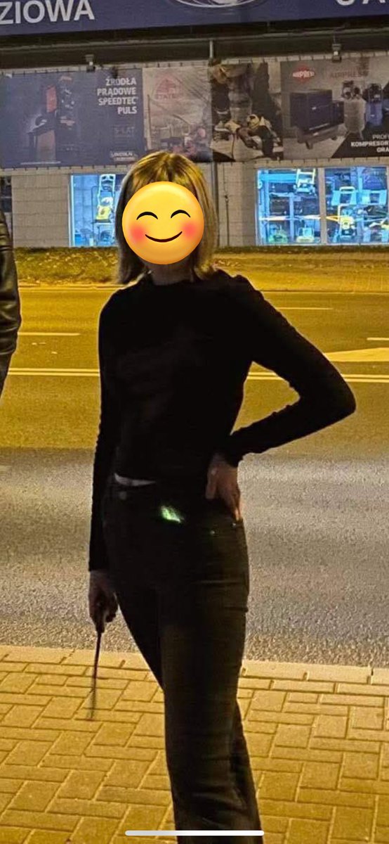 PRADAESPA's tweet photo. what do we think of her? was she skinnylicious or a fattie?? (161cm) https://t.co/YrauW5idvZ