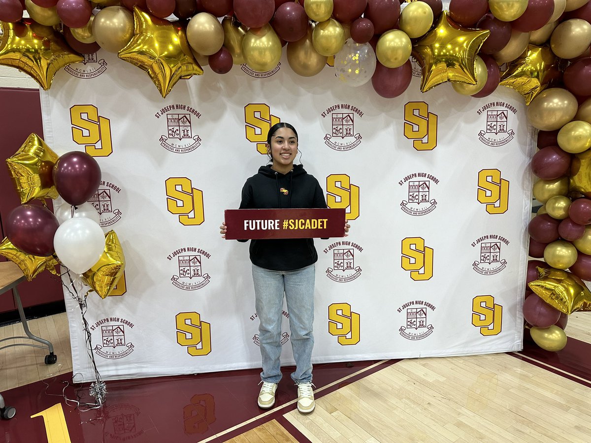 SofiaReyes2029's tweet photo. Excited to be playing my HS ball @stjoessoftball in Trumbull, CT. It’s always been ✝️🧑‍🧑‍🧒🎓🥎…now I’ll be taking the #Iam3rd mindset into my next 4 years. Thank you Mom &amp; Dad! 
@ctstarsfp @starsnationalfp @USAElite_Jen @ExtraInningSB @HighIntensityCT https://t.co/XXpMq3Pk4V