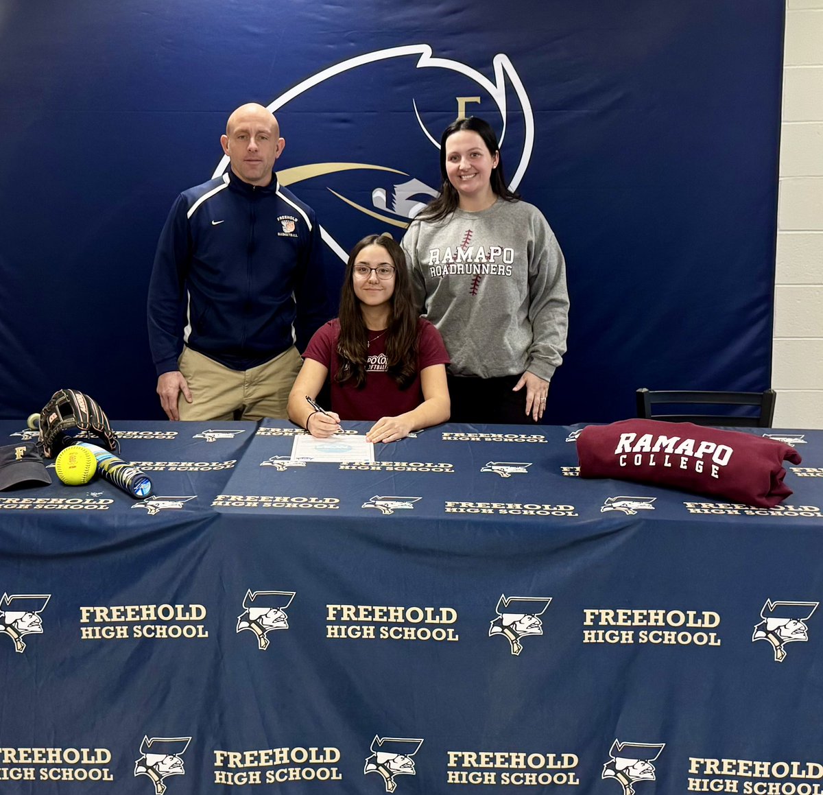 Freehold Athletics (@fbhsathletics) on Twitter photo Our next Signee is the talented shortstop and Captains Council member
Angelina Ciesnicki who will be furthering her academic and athletic career at Ramapo College <a href="/FB_Softball24/">Freehold Boro High School Softball</a>
Congratulations Lina! Our next Signee is the talented shortstop and Captains Council member
Angelina Ciesnicki who will be furthering her academic and athletic career at Ramapo College <a href="/FB_Softball24/">Freehold Boro High School Softball</a>
Congratulations Lina!