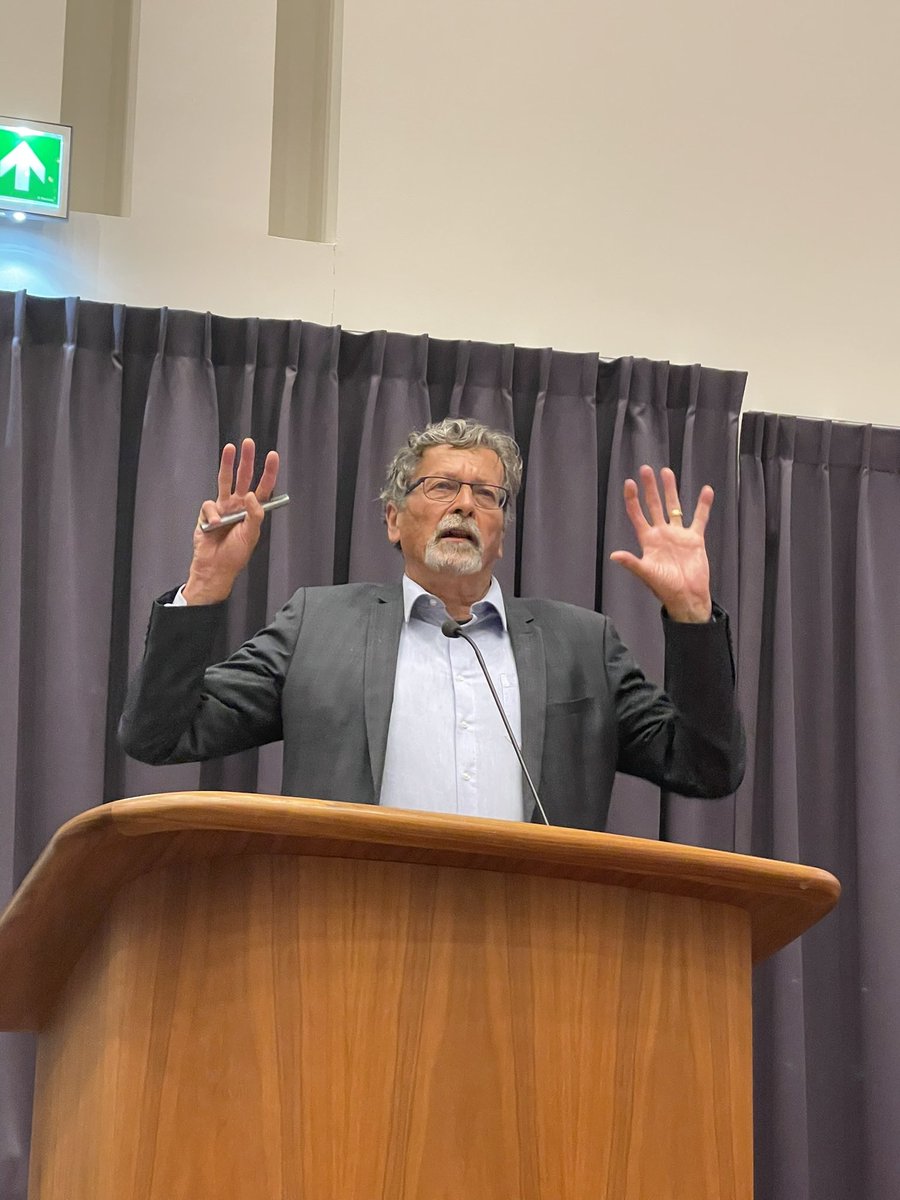 Devastated to learn of the unexpected passing of Frans Claas. I’ve known him since I was a medical student—one of the kindest, most enthusiastic role models. Learned so much from him personally &amp; professionally. A giant in transplantation gone too soon. shorturl.at/YWiwl