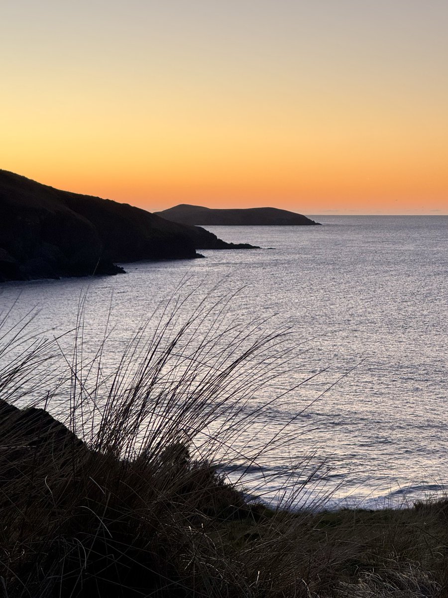 Sunset, Mwnt.