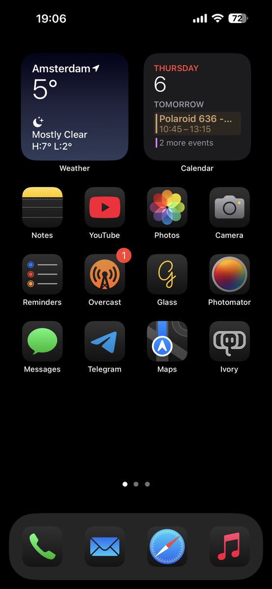 My homescreen pretty much doesn’t change anymore. And I am quite happy with that. https://t.co/M40H9