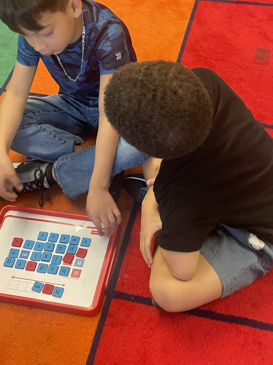 Ms. Hoecker’s kindergarten class is using blending boards to build cvc words! #CEroars #CastleberryISD #CEfamily