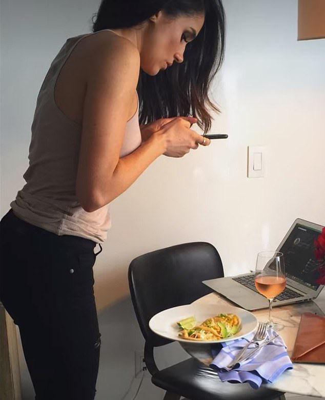 Queen Esther tweet media