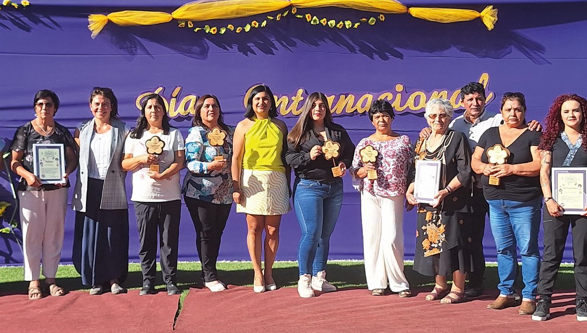 redcomunales's tweet photo. #Limarí #RíoHurtado abre postulaciones para el reconocimiento "Mujeres Destacadas 2025"
Más detalles en https://t.co/2V9Ejt0rCi https://t.co/iB0VVKt8Hf