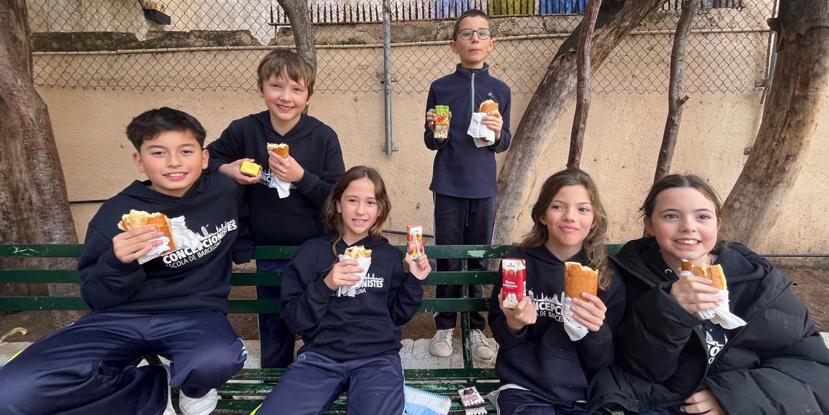 Un any més, col·laborem amb <a href="/mansunides/">Mans Unides Barcelona</a> amb l’entrepà solidari! 🥪🕊️
#entrepàsolidari
#escolaconcepcionistesbcn 
#barcelonaconcepcionistes