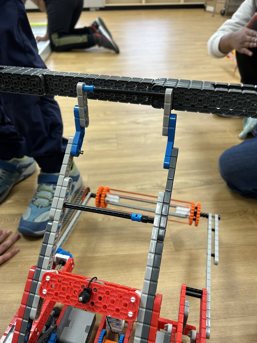 Erin Mongelli tweet media