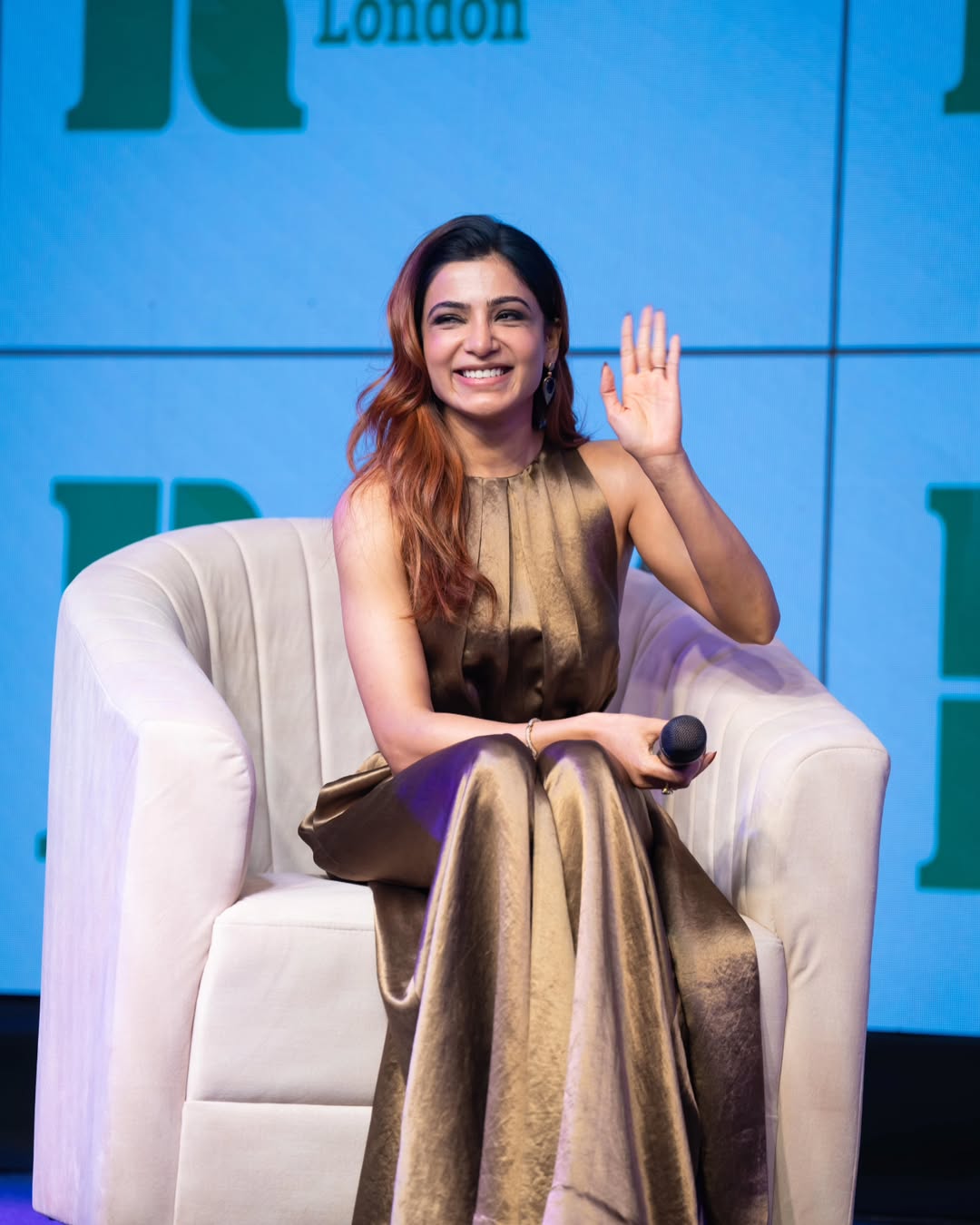 GjH9xTyXkAEvS2l?format=jpg&name=large