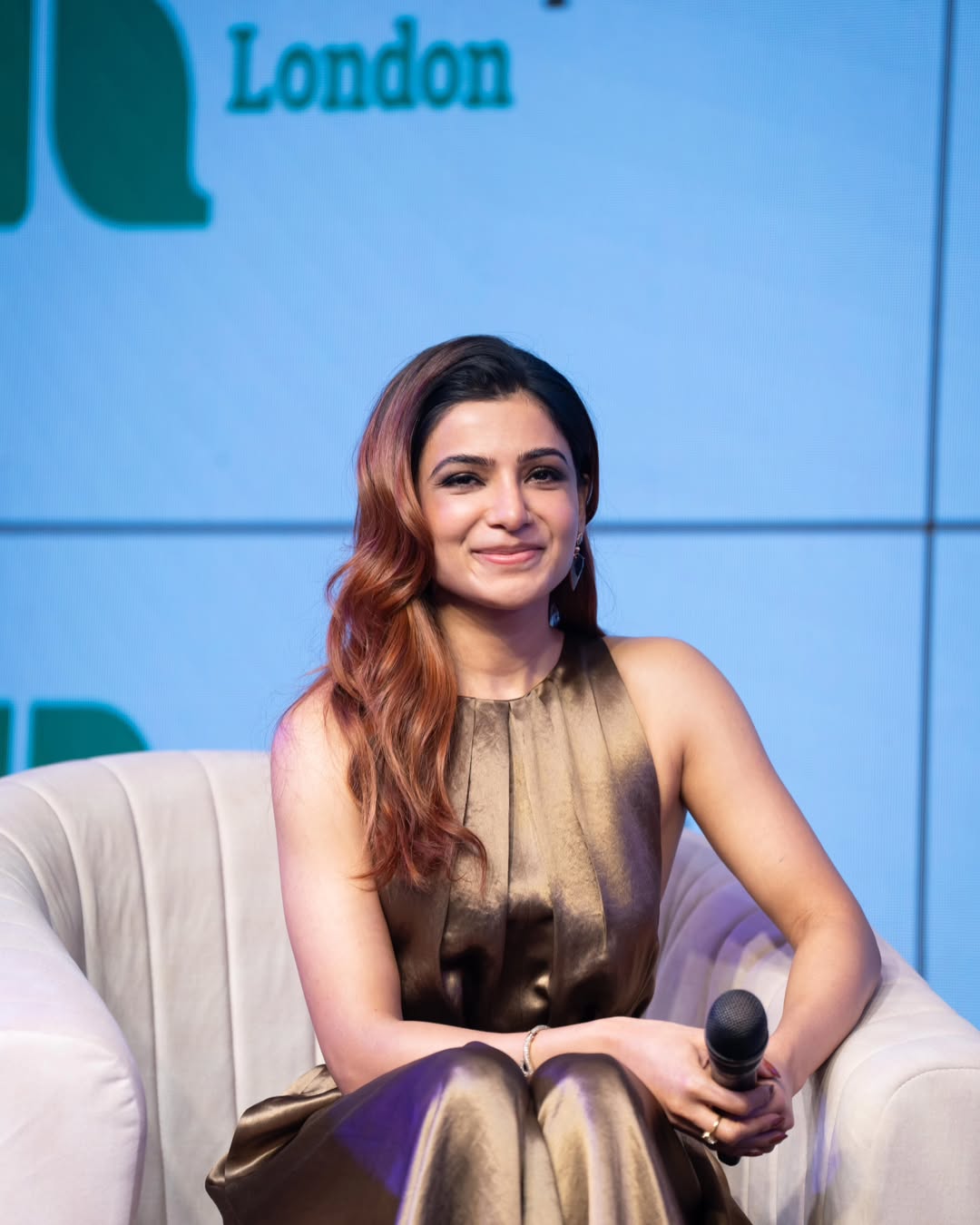 GjH9yNRWcAE5Zlt?format=jpg&name=large