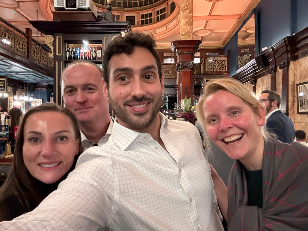 Our Masterclass alumni get-together was good fun! If you would like to join our 3.5 days cargo programme in London, you can find out more here: iumi.com/education/mast…