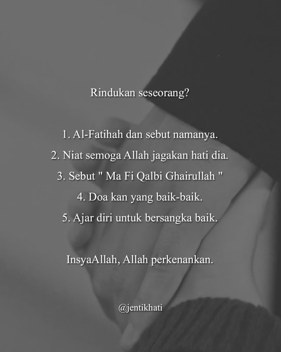 jentikhati's tweet photo. Sampaikan rindu dalam doa lebih baik dari sampaikan rindu dalam bentuk kata2. Biar kita dan Tuhan saja yang tahu. Seronoknya mengadu pada Allah kan. 😍😊 https://t.co/k0syH5FaCu