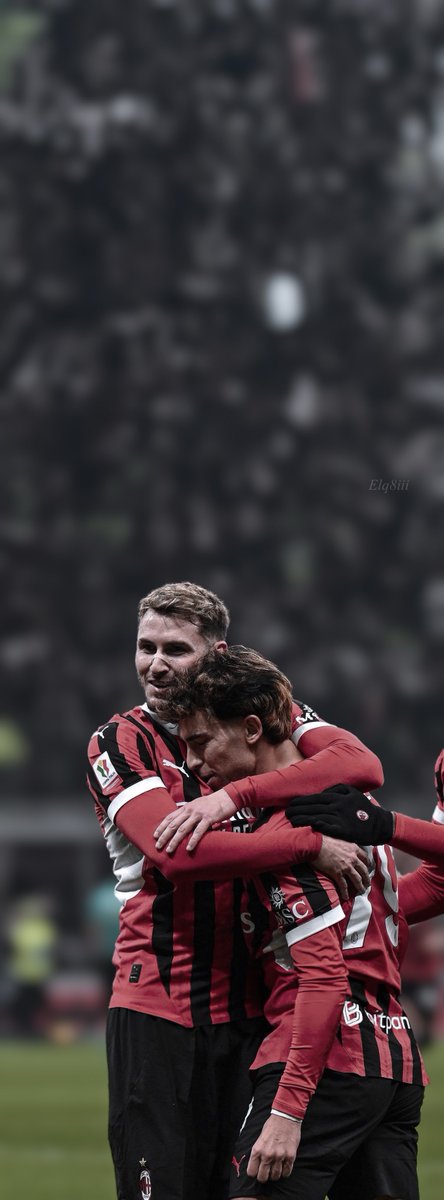 elq8iii's tweet photo. ⁴ᵏ | kaka &amp; shevchenko  | Gimenez &amp; Félix | ᴬᵁᴿᴬ ♥️🖤🥹“ https://t.co/CxJUKlrI65