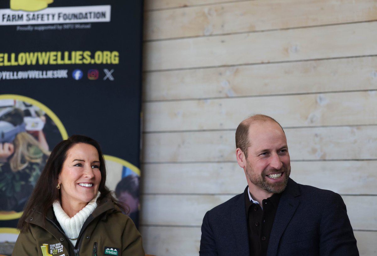 tokkianami's tweet photo. The Duke of Rothesay during a visit to East Scryne Farm.
Prince William is visiting Angus today to spotlight community led organisations that are helping to tackle rural isolation and loneliness. 💙🏴 https://t.co/NDWOouhu1C
