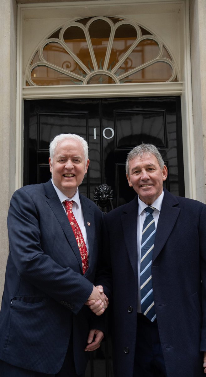 What a Day! Campaign outside Parliament &amp; highlight Decade of Delay for 500K+ cancer patients; Emphasise to 108 MPs the need for immediate delivery of a National Cancer Plan; Deliver petition on   need to improve cancer treatment with Captain Marvel himself, Bryan Robson!