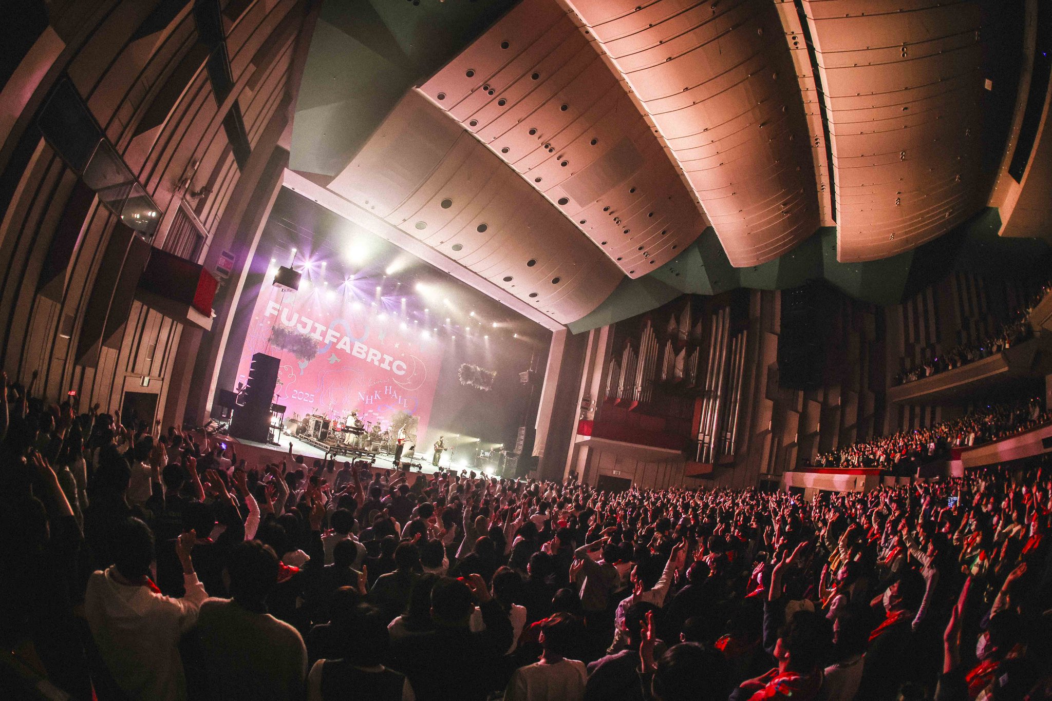 フジファブリック/LIVE at NHKホール〈完全生産限定盤・2枚組〉 フジファブリック ライブBlu-ray＆DVD『フジファブリック LIVE