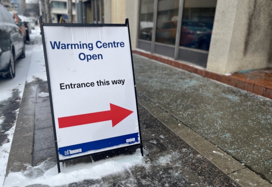 #CityOfTO Warming Centres remains open today. Walk-ins welcome.

📍 136 Spadina Rd.
📍 81 Elizabeth St.
📍 12 Holmes Ave.
📍 885 Scarborough Golf Club Rd.
📍 55 John St., Metro Hall

Find locations and daytime drop-in programs across Toronto: toronto.ca/homelesshelp