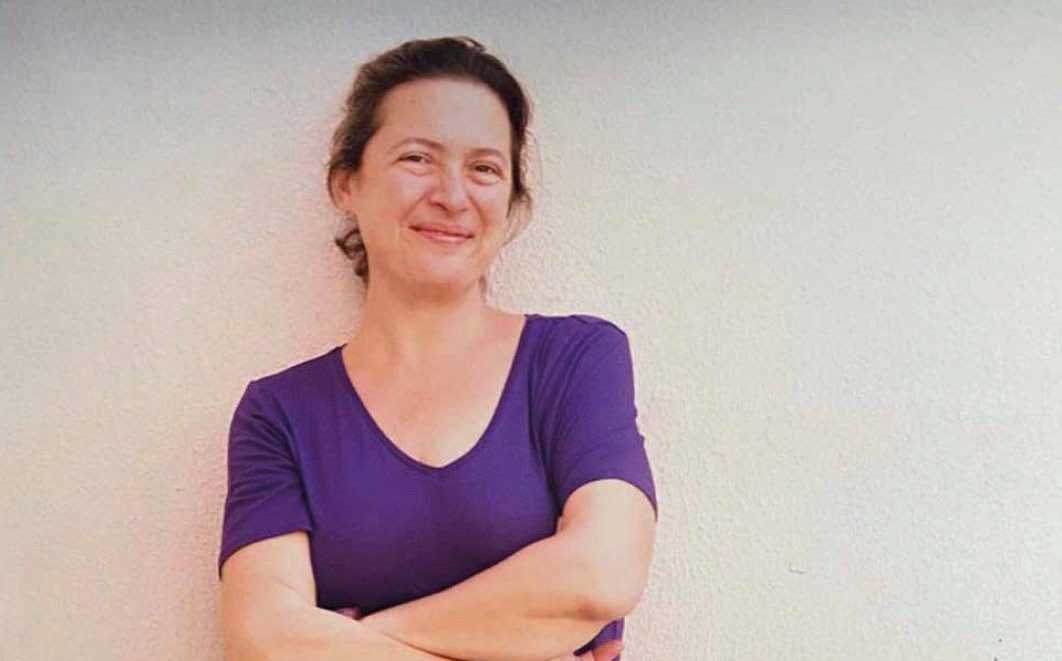 Çok tuhaf ve saçma zamanlardan geçiyoruz… Memleketin hukuksuzluk tarihi elbette bizimle başlamadı, yine de insan “Keşke bizimle bitse” diyor.

Çiğdem Mater yazdı…
lmdturkce.com.tr/2025/02/yazarl…