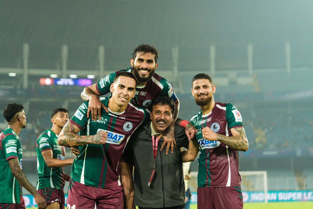 subhasis_bose15's tweet image. Legacy. Loyalty. Leadership.

Thank you to all our fans for the constant reminders of what this club stands for and that you will always have our back. 🟢🔴