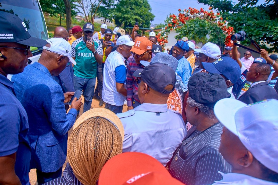 As part of efforts to improve water supply in Lagos, Governor Babajide Sanwo-Olu visited the Adiyan Waterworks Phase II project.  

Upon completion, it will provide 70 million gallons of water daily, enhancing access to clean water and improving the quality of life for Lagosians.
