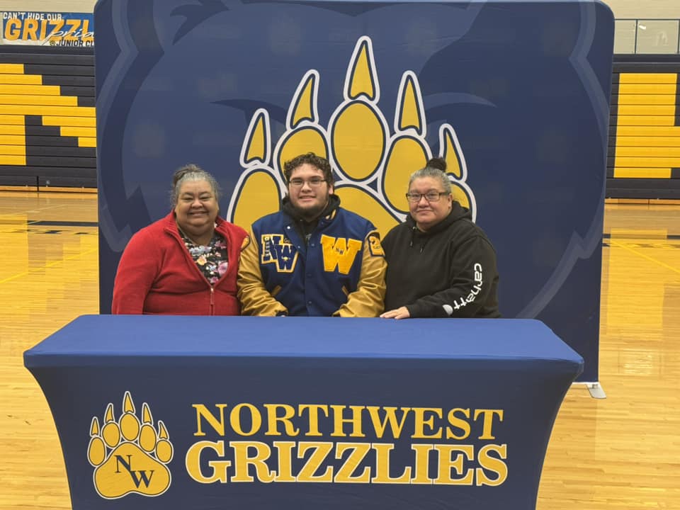 The next stop on the Service Body Shop Dotted Line Tour was at Northwest! Congratulations to Gabe Contreras (Friends), Quavon Harris (Coffeyville) and Brady Johnson (NW Missouri State) for all signing to play football!