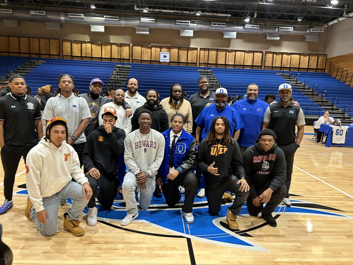 Coach Hill (@thatcoachhill) on Twitter photo The greatest reward is seeing these young men get closer to their football dreams and degrees.They will be able to create their own legacies & proudly represent the name on the back of their jerseys.
<a href="/DekaneyFootball/">Dekaney Football</a> The greatest reward is seeing these young men get closer to their football dreams and degrees.They will be able to create their own legacies & proudly represent the name on the back of their jerseys.
<a href="/DekaneyFootball/">Dekaney Football</a>