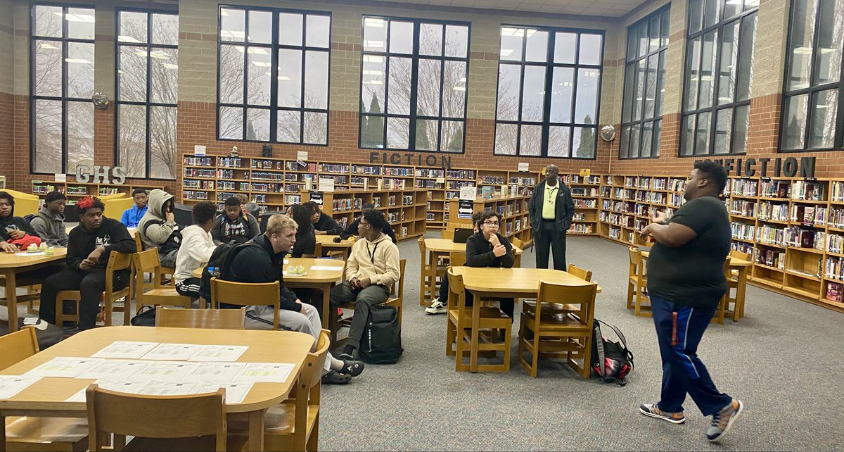 atiba31's tweet photo. Enjoyed speaking to AMLA (Adolescent Male Leadership Initiative) group this morning about academics and leadership. @GreerCounselors @Greer_High https://t.co/FuBkheuFiM
