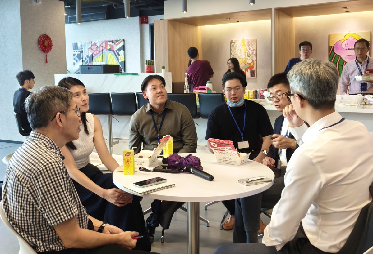 co11ab Novena tweet media