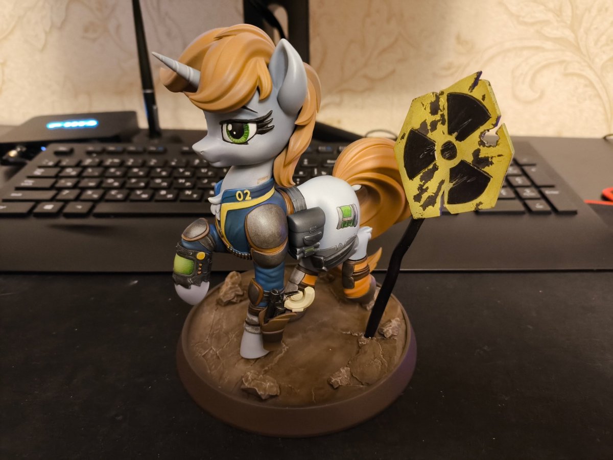 Finally, Littlepip came to me!!! 
The figure is made according to my art^^ (Next in line is Velvet)   Thanks to <a href="/Taaldis1/">Taaldis</a> for this figure, and also to 3D artist <a href="/chyvak34/">chyvak</a> :)