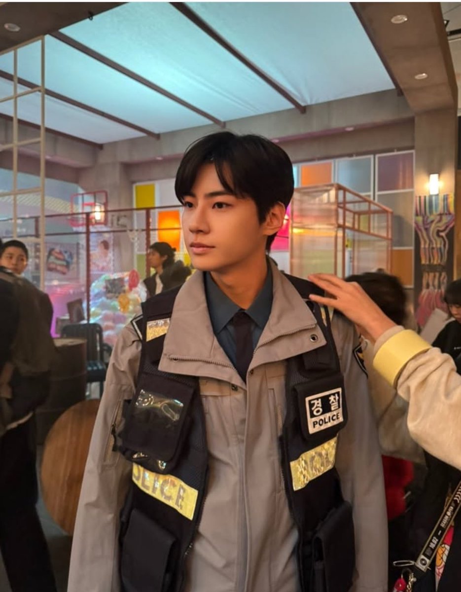 ยู้ฮู เล่นไพ่ค่าาาา เล่นไพ่อยู่ค่าา จับเลยค่ะจับเลย เล่นไพ่อยู่จ้าาาา