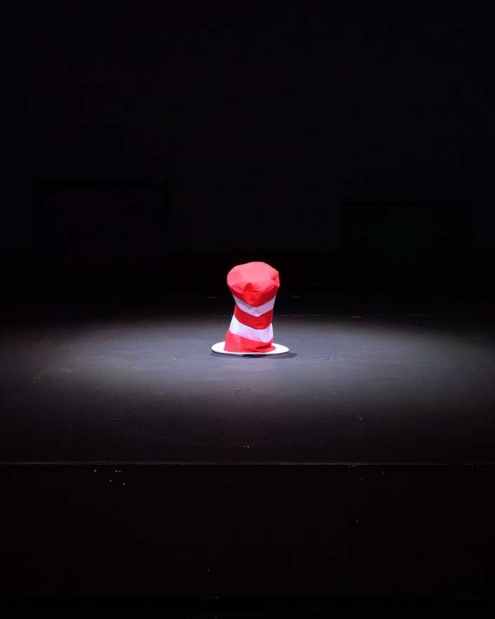 TONIGHT! The Middle School Theatre Department presents "Suessical, Jr." Horton the Elephant, the Cat in the Hat and all of your favorite Dr. Seuss characters spring to life onstage in this musical extravaganza! The show runs through Feb. 8. thewalkerschool.ticketleap.com/seussical-jr/d…