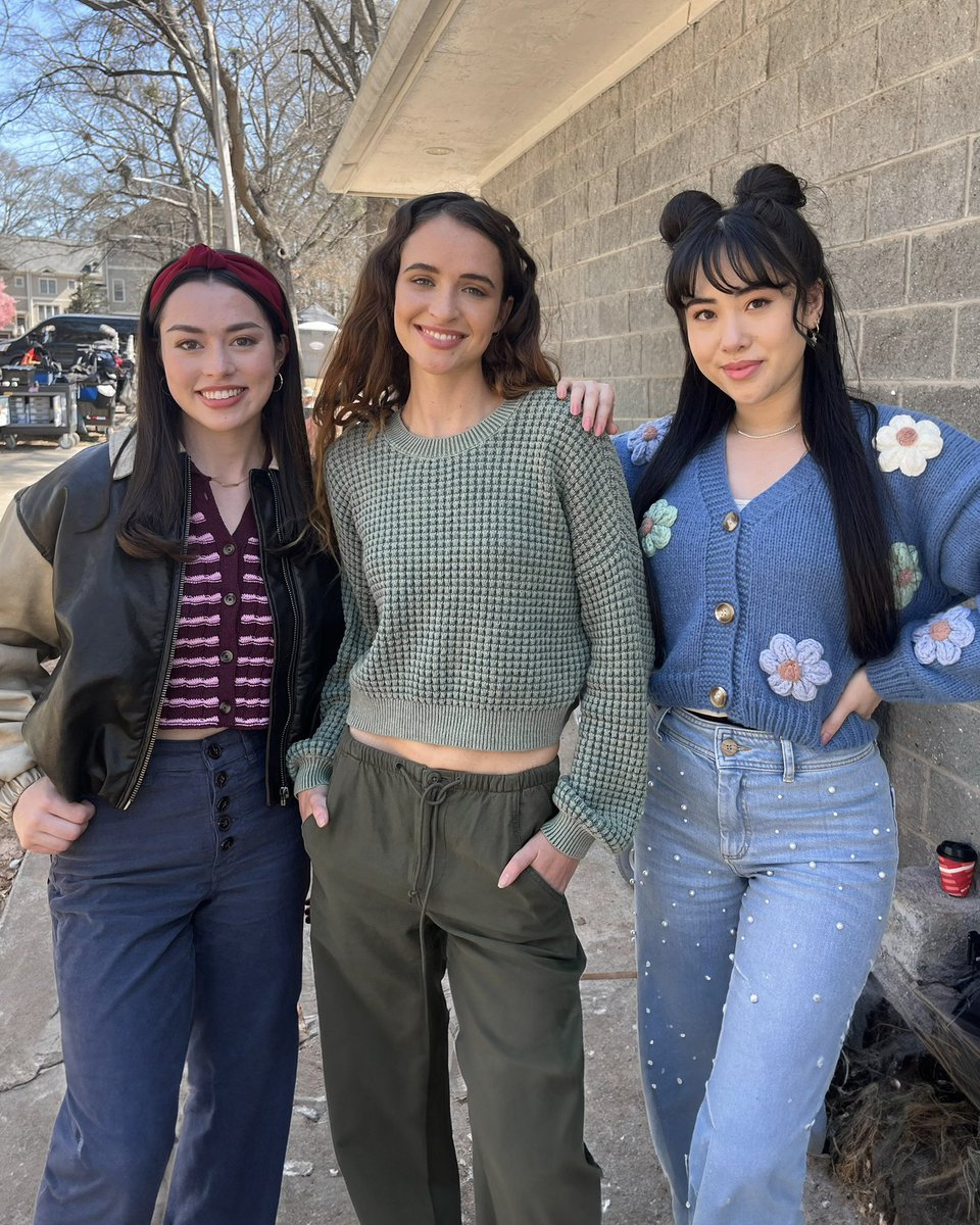 Real_Artemis's tweet photo. #SweetMagnolias season 4 is out NOW 🎉
This was such an incredible season to film, and my love for everyone who’s a part of this show grows with each year. I hope you all enjoy laughing, crying, and pouring it out with us 🌸🥹💕 https://t.co/g8v3JNauFf