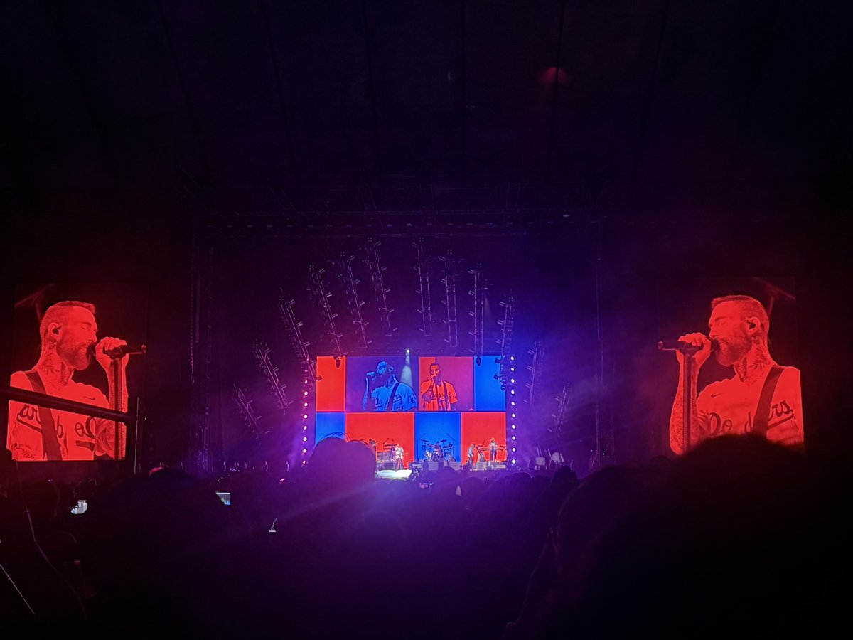 namiayupon's tweet photo. アダムの高音に癒されながらも
一緒に歌って声が枯れたよ🥺
#maroon5jp https://t.co/l0KGMGqhvr