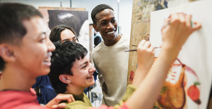 communityrecmag's tweet image. 🤝 Youth programming is about creating spaces where all youth feel welcome! Inclusive programming is essential for fostering belonging and engagement in community rec. 

Read more: hubs.la/Q035qDdd0
#CommunityRec
