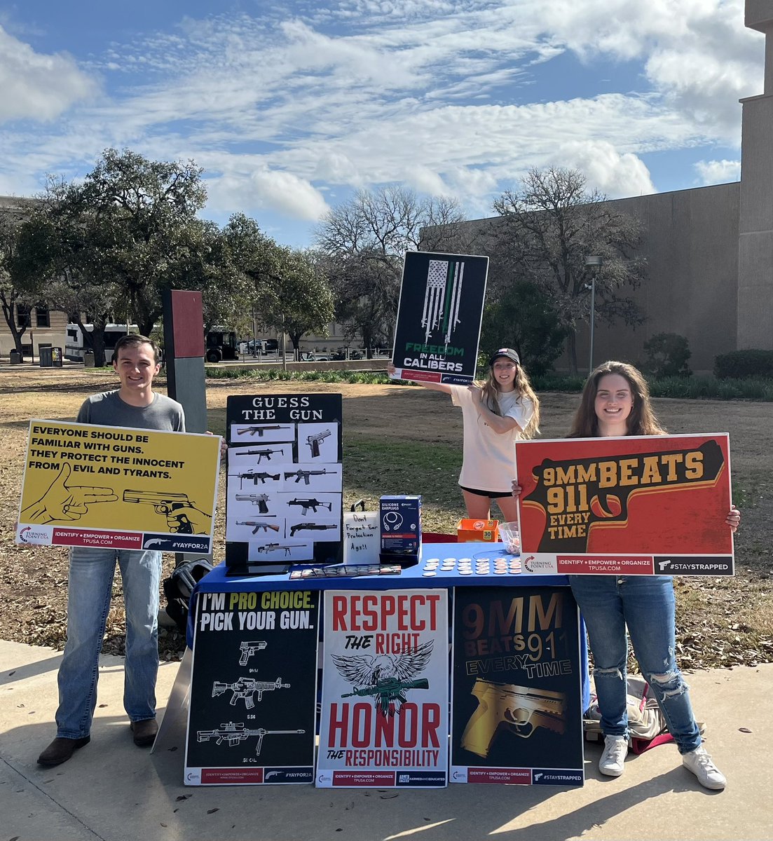 Lis_Ferguson's tweet photo. Had a blast yesterday with a ‘Guess the Gun’ challenge 🎯🔫
Think you can name them all? Drop your guesses below! 🤔
#yayfor2A #ArmedAndEducated
#StayStrapped
@TPUSA | @tpusastudents | @tpusasc https://t.co/TMQUn5A1dF