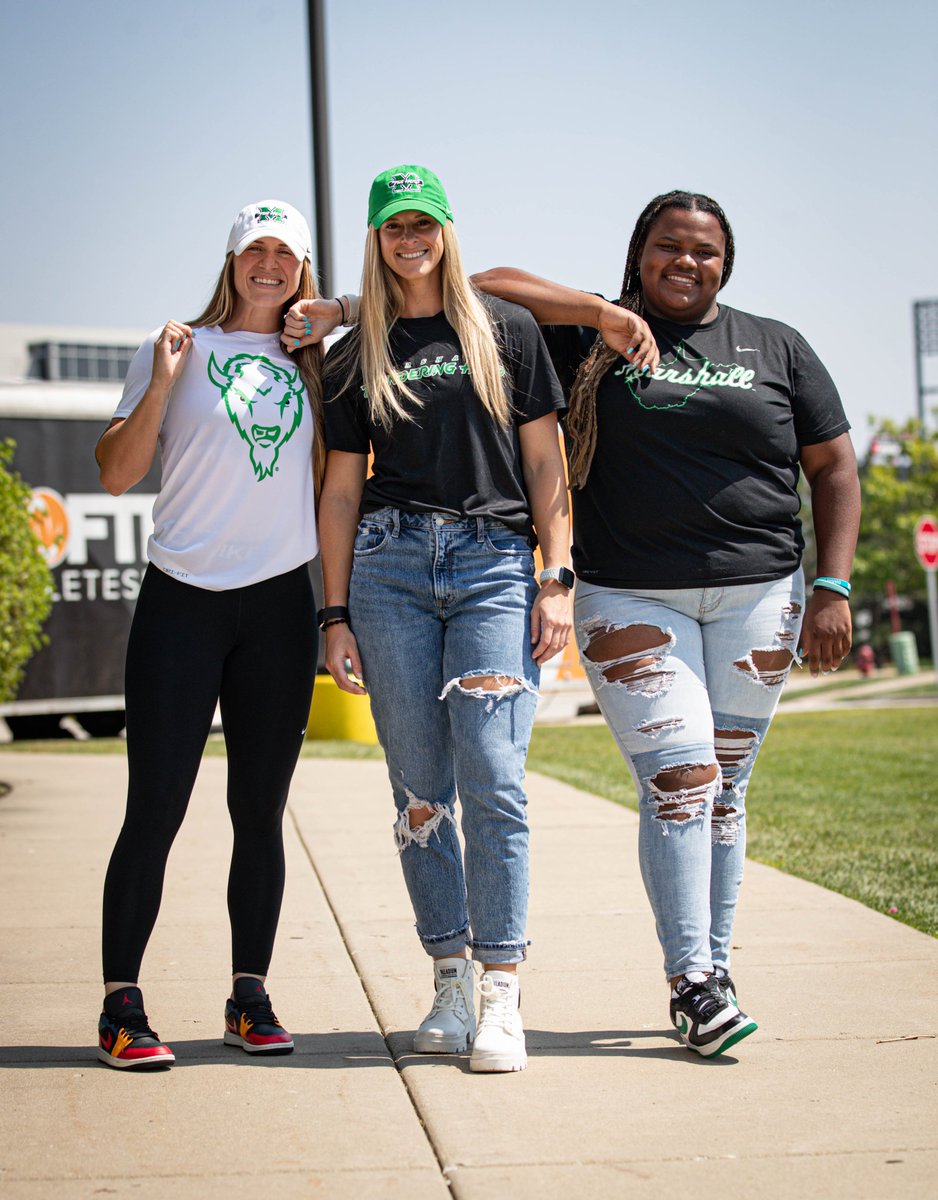 Good luck to our Bandits, <a href="/sydneyrmckinney/">Syd McKinney</a> and <a href="/mzerkleee/">Morgan Zerkle</a>, and all of <a href="/HerdSB/">Marshall Softball</a> as they open their season today at 7pm ET against Texas Tech! 👏