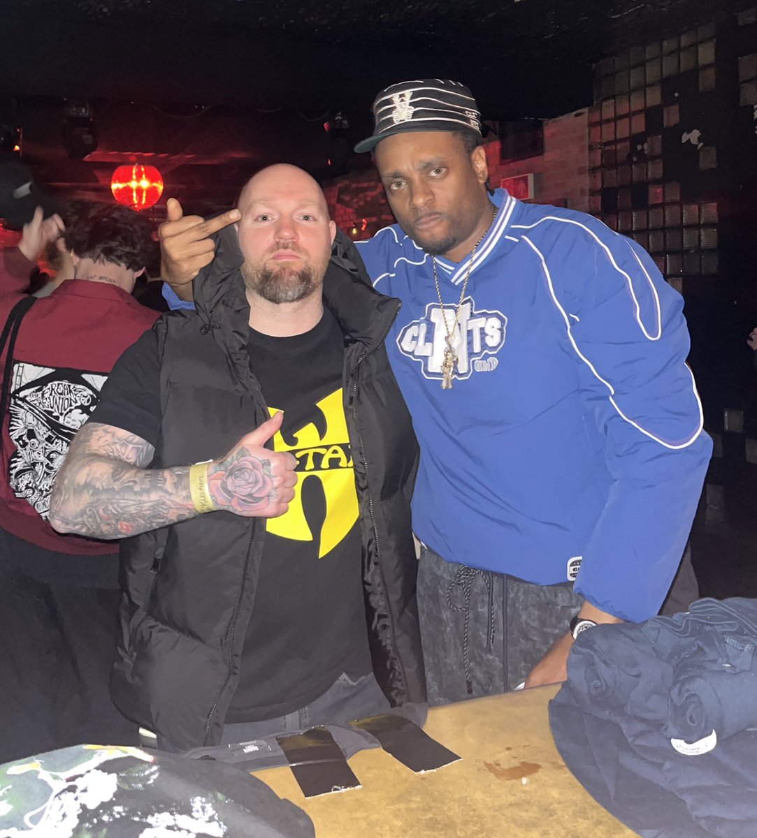 CDinkDyer tweet media